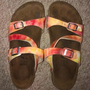 Tie Dye Birkenstock’s